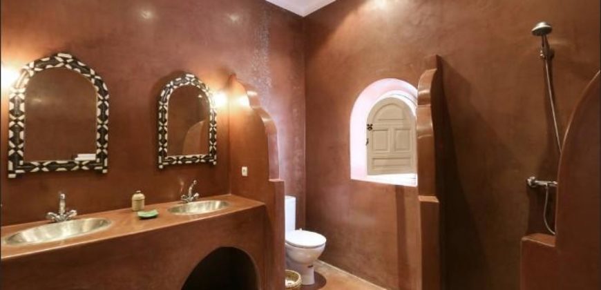 Un Riad est situé en pleine médina de Marrakech