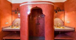 beau Riad traditionnel transformer en maison d’hôtes Médina – Marrakech