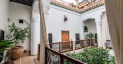 beau Riad traditionnel transformer en maison d’hôtes Médina – Marrakech