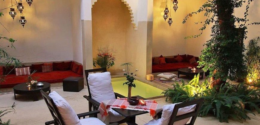 fabuleux Riad en vente au coeur Bab Aylan-Marrakech.