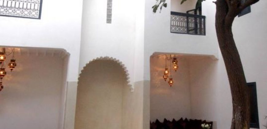 fabuleux Riad en vente au coeur Bab Aylan-Marrakech.