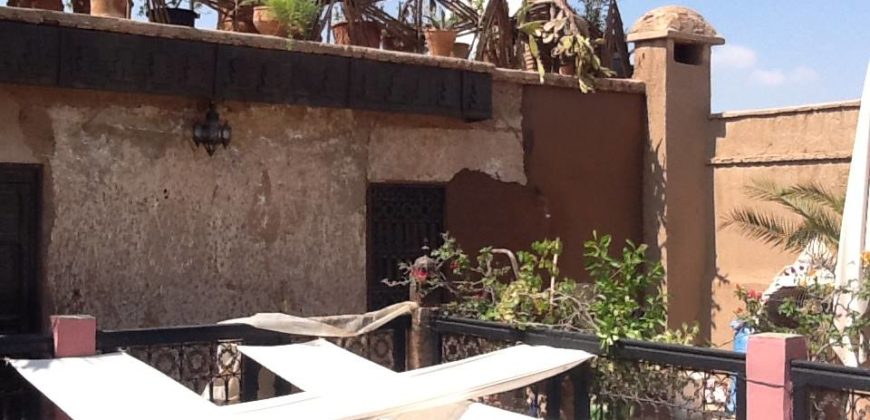 splendide  riad est situé dans l’un des endroits les plus préféré pour les visiteurs du Marrakech