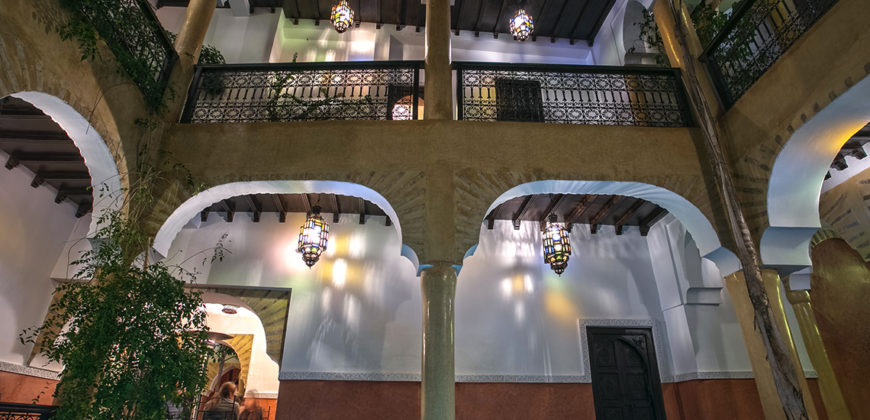 grand Riad est implanté situé à 5 minutes à pied de la place Jamaâ El Fna-Marrakech