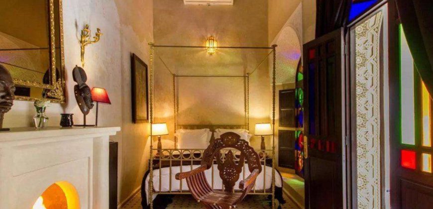 Riad traditionnel et prestigieux en vente à la Médina de Marrakech