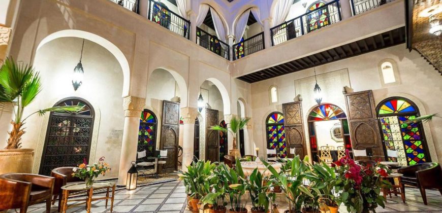 Riad traditionnel et prestigieux en vente à la Médina de Marrakech