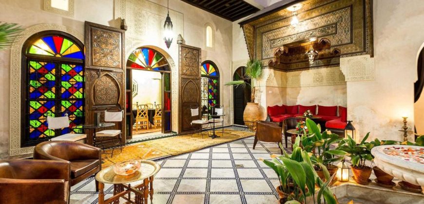 Riad traditionnel et prestigieux en vente à la Médina de Marrakech