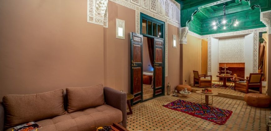 Riad est Situé juste à côté du Palais Royal à la Médina-Marrakech