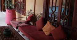 beau Riad transformé en maison d’hôtes à Bab Aylan-Marrakech