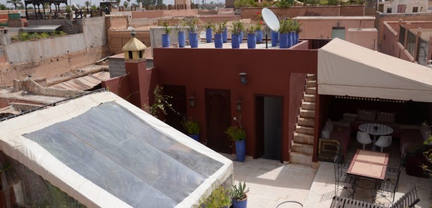 Un Riad en activité exposée à la vente  Marrakech- Médina